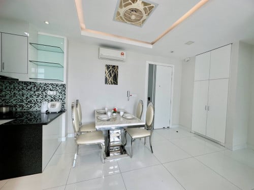 🏡 Infinity Condo 1Bed for rent