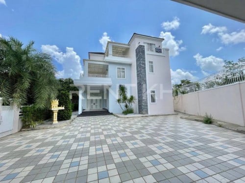 Villa for rent at bored Angkor Phnom Penh