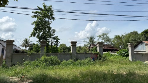 ដីជួលពីរង្វល់មូលស្វាយធំ២គីឡូ នីជាប់ផ្លូវជាតិលេខ៦