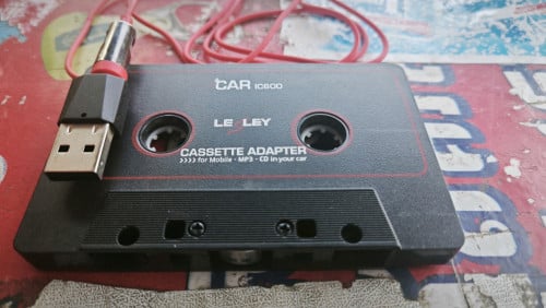 កាសែត​ bluetooth​ សំរាប់​ចាក់​ក្នុង​ឡាន​សំលេង​លឺ​អែម​ណាស់​