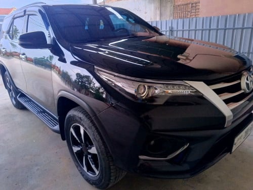 ម្ចាស់ចង់លក់ ឆ្នាំ2020 Fortuner TRD