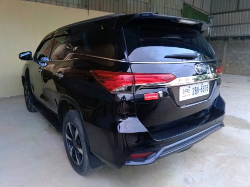 ម្ចាស់ចង់លក់ ឆ្នាំ2020 Fortuner TRD