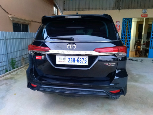 ម្ចាស់ចង់លក់ ឆ្នាំ2020 Fortuner TRD