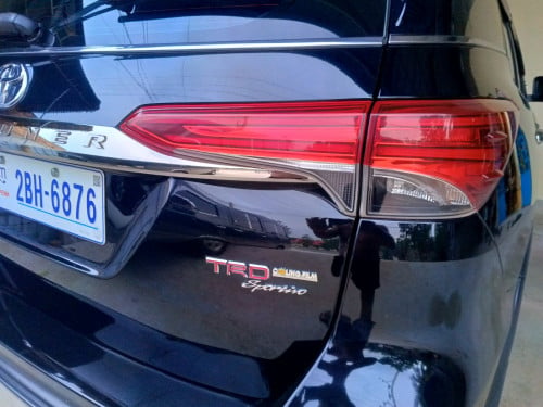 ម្ចាស់ចង់លក់ ឆ្នាំ2020 Fortuner TRD