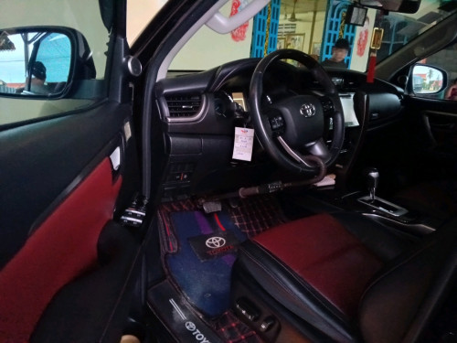 ម្ចាស់ចង់លក់ ឆ្នាំ2020 Fortuner TRD
