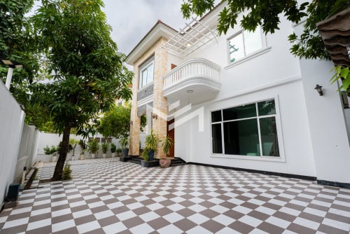 វីឡាទោលសម្រាប់លក់ Single Villa , Bassac Garden City​ 📍