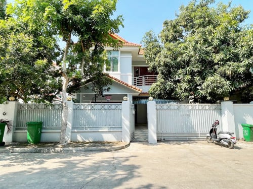 វីឡាសម្រាប់ជួលក្នុងបុរីឧទ្យានទន្លេបាសាក់ | Villa for rent in Borey Basac Gaden city