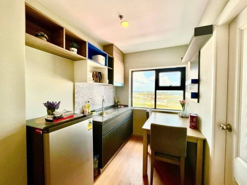 Condo for Rent  -R233