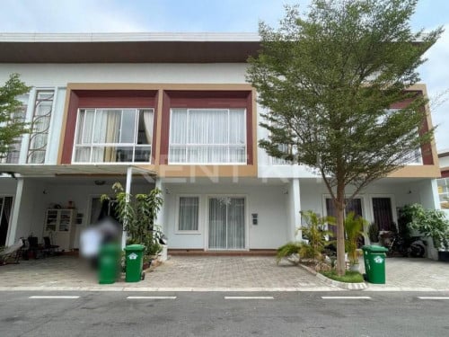 LA Villa For Rent At Borey Orkide 6A