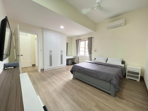 LUXURIOUS ONE BEDROOM FOR RENT-BKK1 🍀