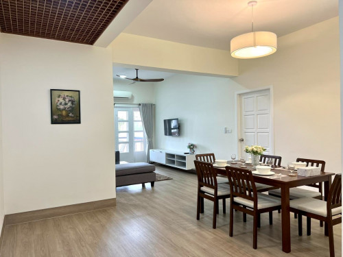 LUXURIOUS ONE BEDROOM FOR RENT-BKK1 🍀