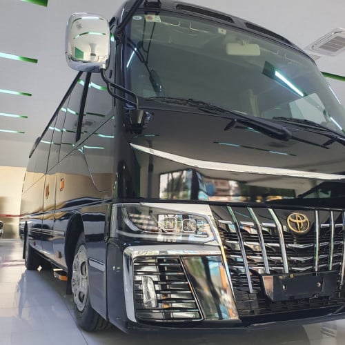 Toyota Coaster 12 seats VIP