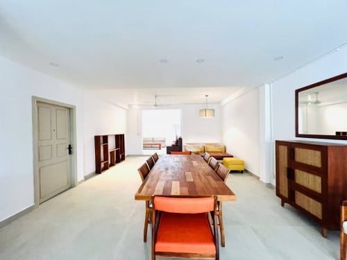 VINTAGE FOUR BEDROOM FOR RENT-TONLE BASSAC 🍀