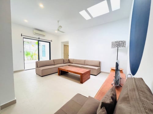 VINTAGE FOUR BEDROOM FOR RENT-TONLE BASSAC 🍀