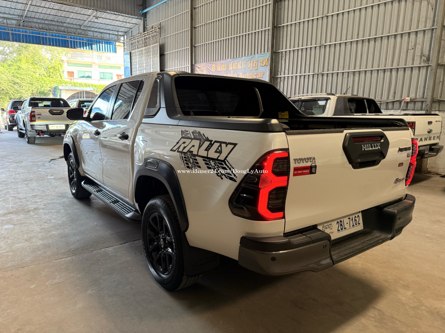 Hilux Reno Rally Hilux Revo Rally 2021 price $43500.00 in Phnom Penh Thmei, Saensokh ...