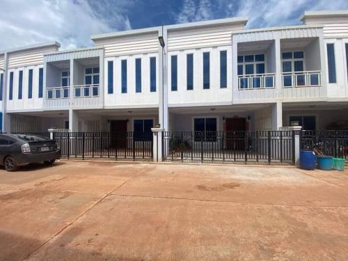 #ប្លង់រឹងស្រាប់១០០% #ផ្ទះរួចស្រាប់១០០% #កណ្តាលក្រុង១០០% #រកសុីបានស្រាប់