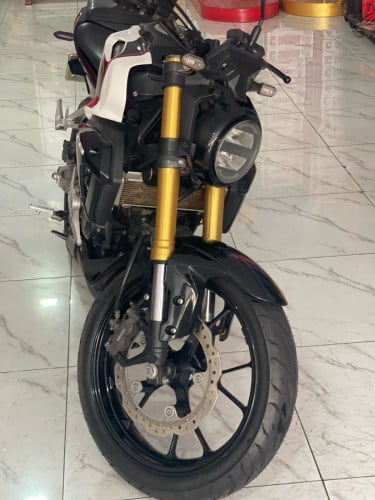 ម៉ូតូស្អាតមិនសូវជិៈ