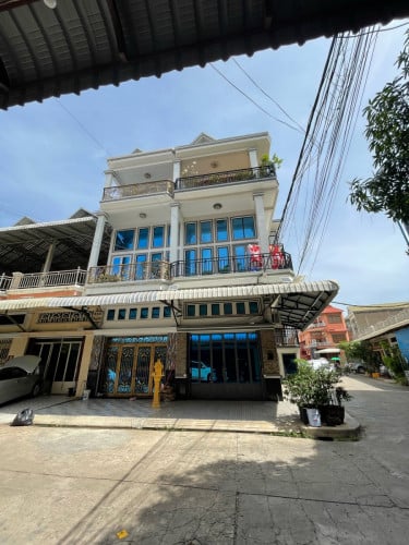 ផ្ទះសំរាប់ជួល ជាន់ទីមួយ