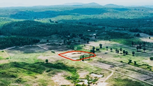 ដីចំការ រឺទុកធ្វើជាផ្ទះលំហែ