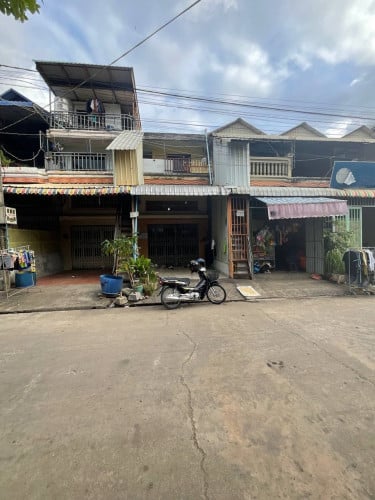 🏦House Available for Urgent Sale at a Special Price (Negotiable).