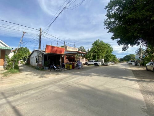 🏦House Available for Urgent Sale at a Special Price (Negotiable).