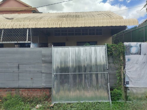 🏦House Available for Urgent Sale at a Special Price (Negotiable).