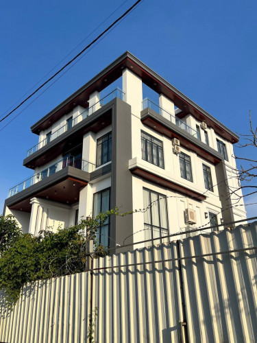 Modern 09 Bedrooms Villa For Rent Near Aeon Mall Sen Sok