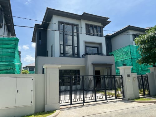 Queen Villa For Rent Chip Mong 6A