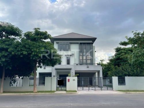 Single Villa for rent at Borey Chipmong 598