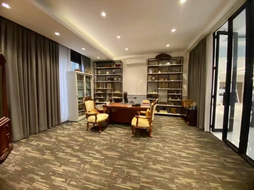 Spacious Villa 15 Bedrooms For Rent Close to airport international Phnom Penh