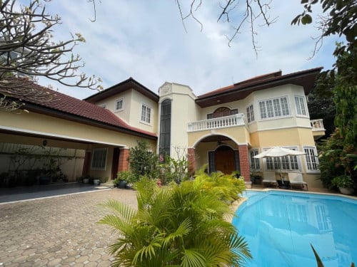 Villa For Rent  With Nice Pool In Khan Tuolkouk Area