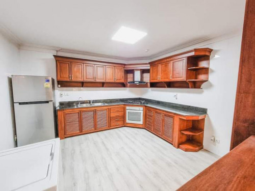 WESTERN THREE BEDROOM FOR RENT-BKK1 🍀