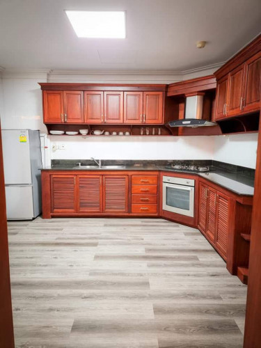 WESTERN THREE BEDROOM FOR RENT-BKK1 🍀