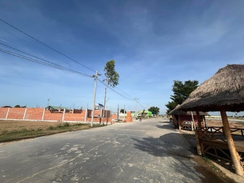 ដីលក់ទីតាំងល្អ