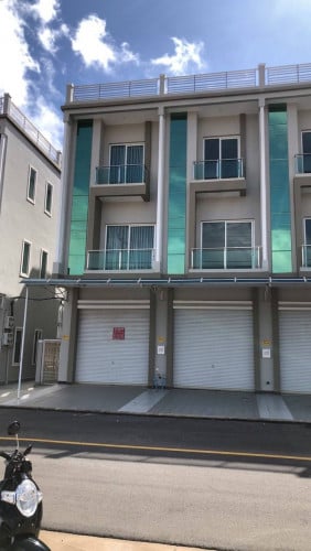 ផ្ទះពីរល្វែងសម្រាប់ជួល