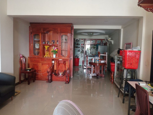 ๐ฆHouse Available for Urgent Sale at a Special Price (Negotiable).
