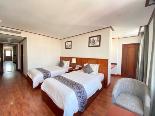 84Room Hotel Building For Rent In BKK area
