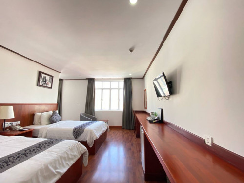 84Room Hotel Building For Rent In BKK area