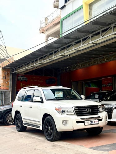 Landcruiser 2013 Fulloption spec Arab
