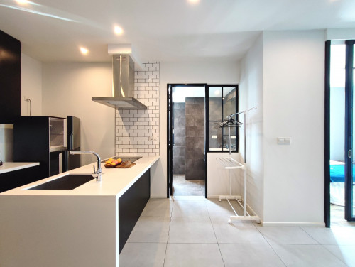 LUXURIOUS ONE BEDROOM FOR RENT-BKK1 🍀