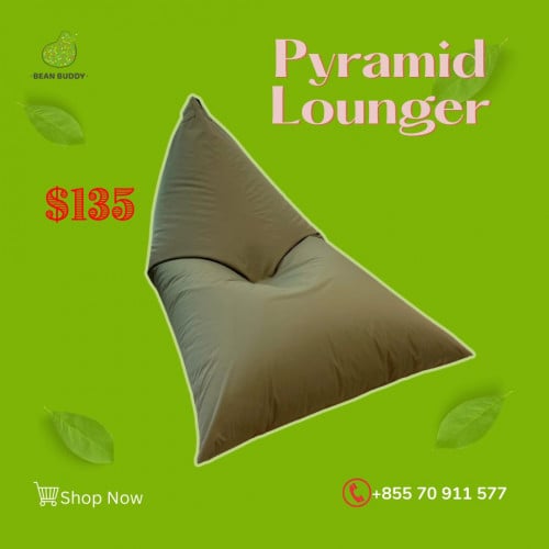 Pyramid Lounger bean bag
