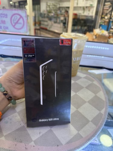 Samsung S25ultra Storage 256G Titanium black លក់ខាត 1170$