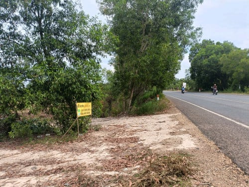 ដីលក់បន្ទាន់ ផ្លូវជាតិ13