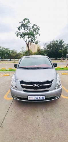 រថយន្តទេសចរណ៏សម្រាប់ជួល Hiach, Starex, H1, Alphart, 45 Seats