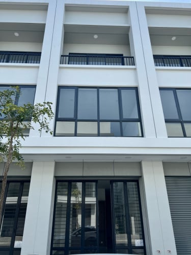 ផ្ទះលក់ខាតនៅជីបម៉ុង 6A ម្ចាស់ផ្ទាល់