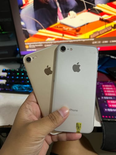 លក់ iPhone 7 g 128g សុំណុំហ្សីន