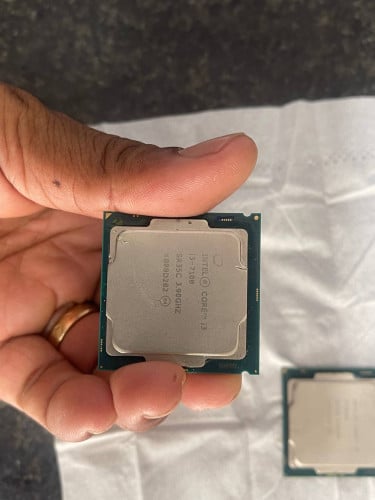 CPU i3 7100 8100 for Desktop