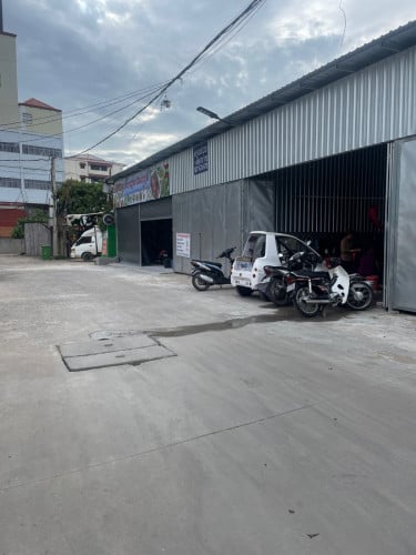 តូបជួល ទីតាំងល្អ មនុស្សអ៊ូអរ