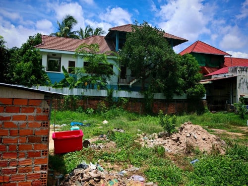 ដីជួលសំរាប់សាលារៀនឯកជន