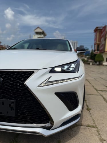 🌟雷克萨斯 𝐋𝐞𝐱𝐮𝐬- Nx200T 2015update  F-Sport 2020  年 𝐂𝐚𝐫 𝐑𝐞𝐧𝐭𝐚𝐥)🌟